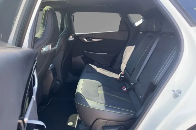 Kia EV6 din 2024 cu 15.999 km - oferta KIA204224 - foto 9