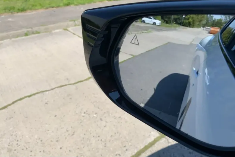 Kia EV6 din 2024 cu 15.999 km - oferta KIA204224 - foto 18