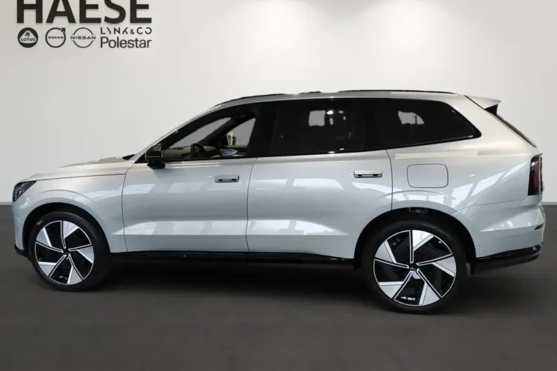 Volvo EX90 din 2025 cu 10.900 km - oferta VOL204225 - foto 8