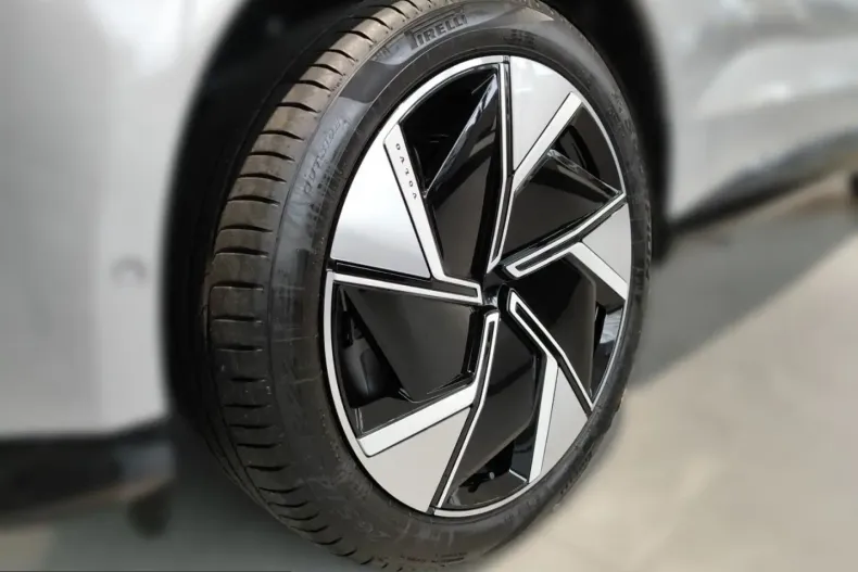 Volvo EX90 din 2025 cu 10.900 km - oferta VOL204225 - foto 10