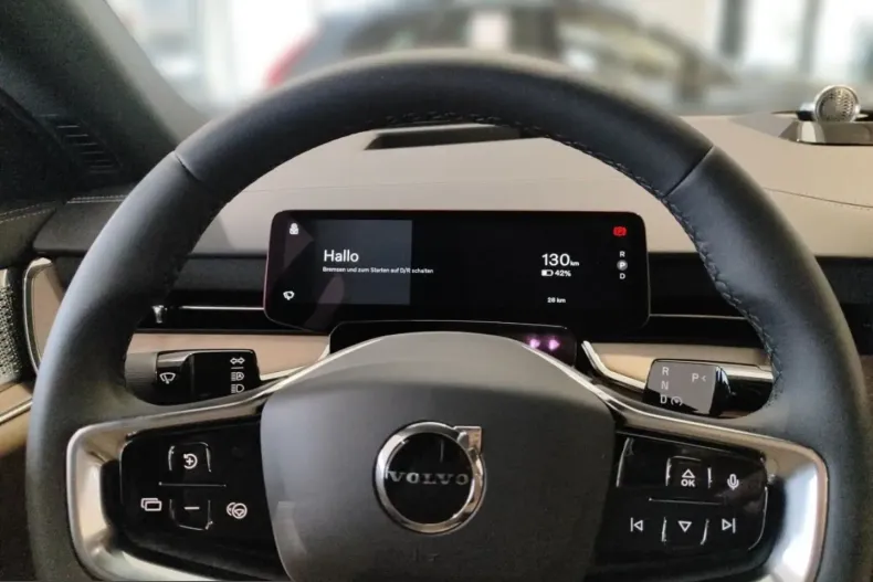 Volvo EX90 din 2025 cu 10.900 km - oferta VOL204225 - foto 13