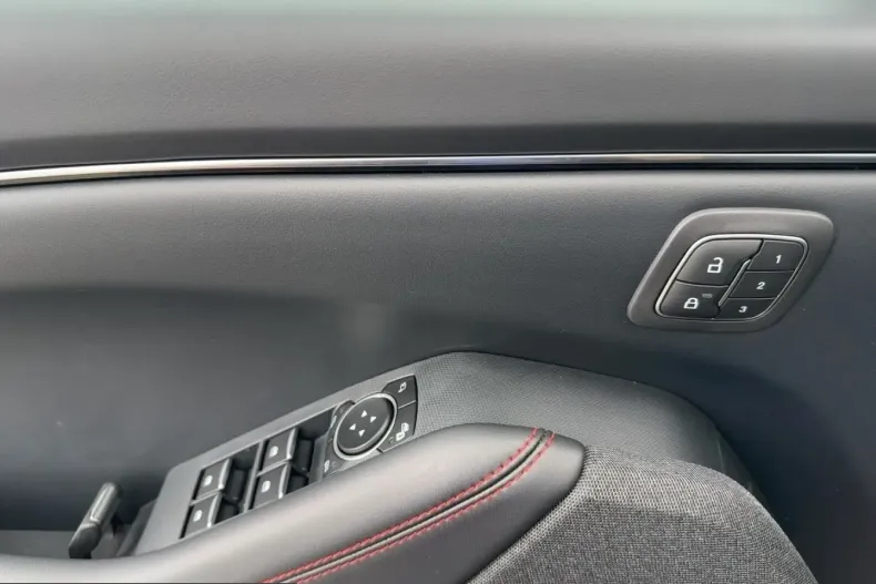 Ford Mustang Mach-E din 2025 cu 11.500 km - oferta FOR204228 - foto 15