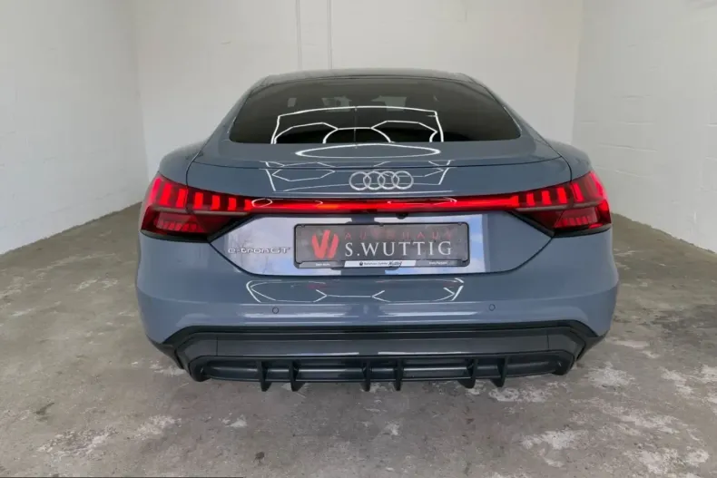 Audi e-tron GT din 2024 cu 11.000 km - oferta AUD204229 - foto 2