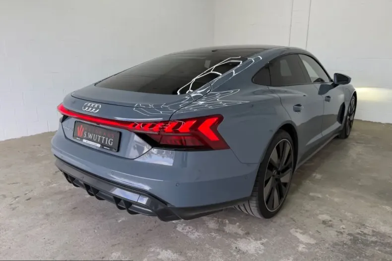 Audi e-tron GT din 2024 cu 11.000 km - oferta AUD204229 - foto 4