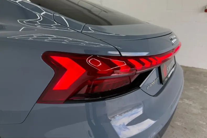 Audi e-tron GT din 2024 cu 11.000 km - oferta AUD204229 - foto 9