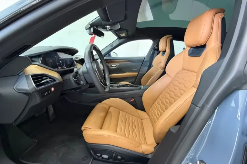 Audi e-tron GT din 2024 cu 11.000 km - oferta AUD204229 - foto 10