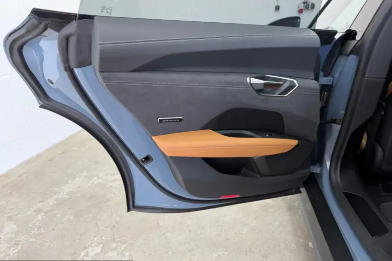 Audi e-tron GT din 2024 cu 11.000 km - oferta AUD204229 - foto 30