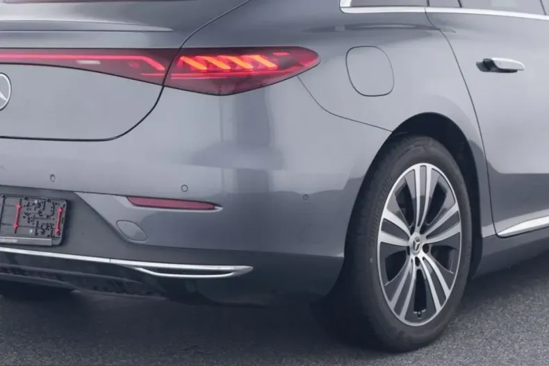 Mercedes-Benz EQE din 2025 cu 21.064 km - oferta MER204232 - foto 4