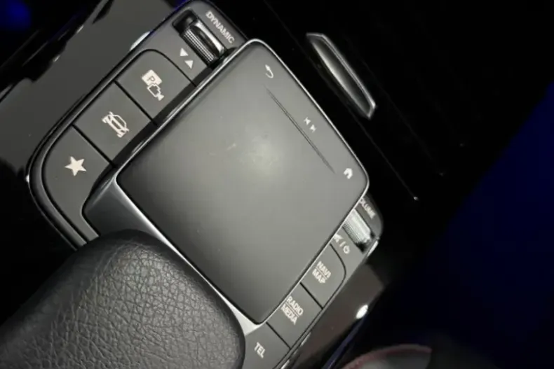 Mercedes-Benz CLA 180 (Clasa CLA) din 2022 cu 84.000 km - oferta MER204237 - foto 12