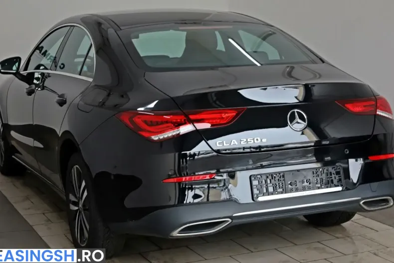 Mercedes-Benz CLA 250 (Clasa CLA) din 2022 cu 54.250 km - oferta MER204239 - foto 9