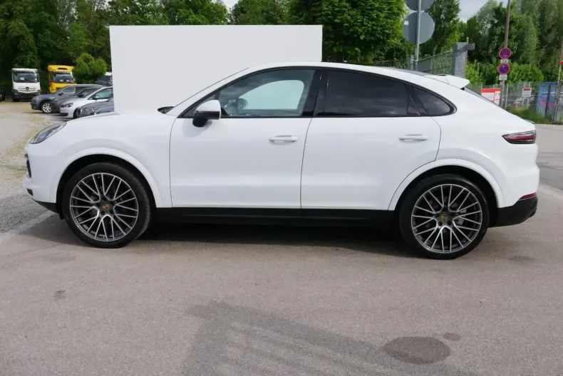 Porsche Cayenne din 2022 cu 66.962 km - oferta POR204241 - foto 3
