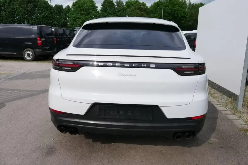 Porsche Cayenne din 2022 cu 66.962 km - oferta POR204241 - foto 4