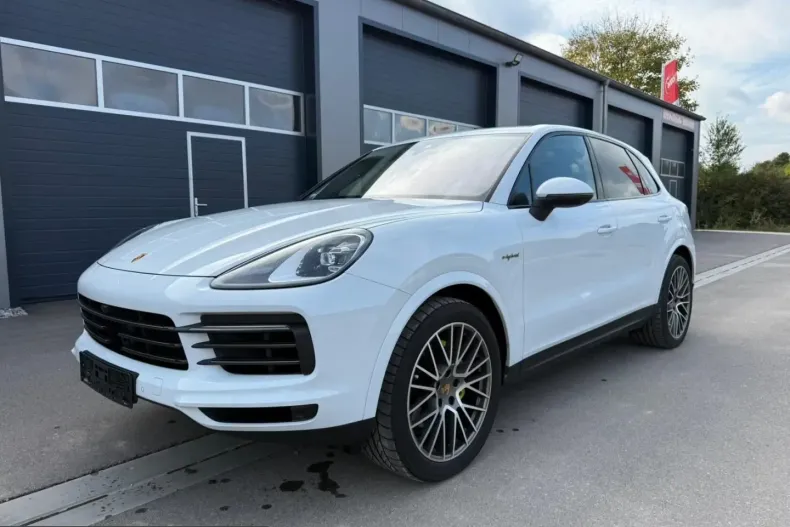 Porsche Cayenne din 2023 cu 68.000 km - oferta POR204244 - foto 2