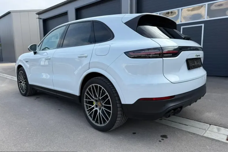 Porsche Cayenne din 2023 cu 68.000 km - oferta POR204244 - foto 8