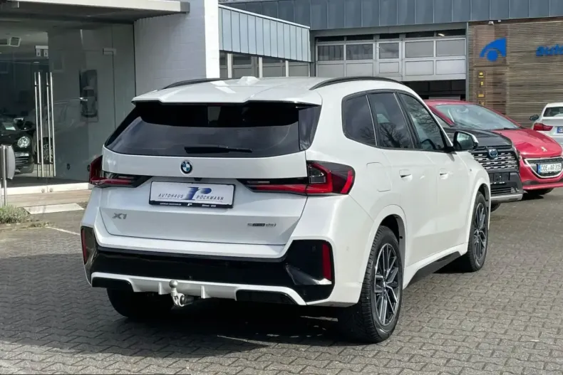 BMW X1 (Seria X) din 2024 cu 43.481 km - oferta BMW204245 - foto 3