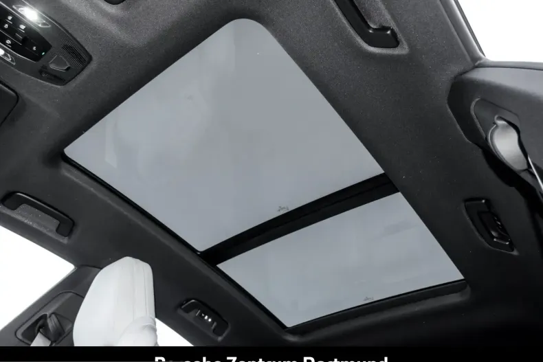 Porsche Macan din 2025 cu 20.935 km - oferta POR204248 - foto 12