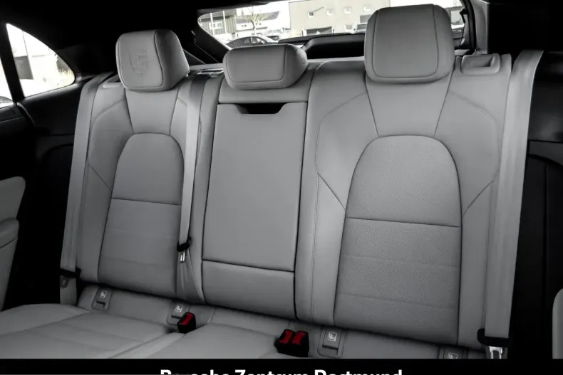 Porsche Macan din 2025 cu 20.935 km - oferta POR204248 - foto 19