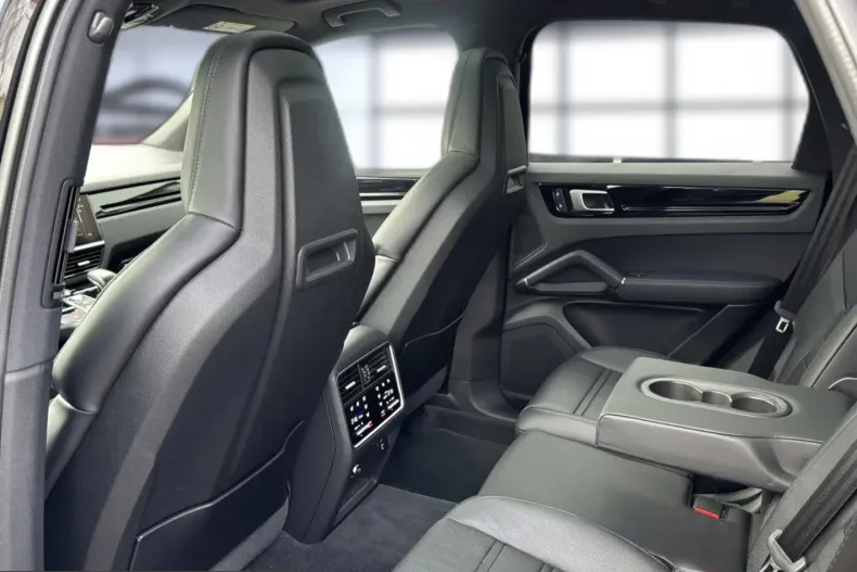 Porsche Cayenne din 2021 cu 37.900 km - oferta POR204249 - foto 11