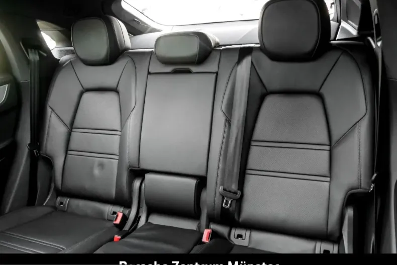 Porsche Cayenne din 2024 cu 18.920 km - oferta POR204251 - foto 17