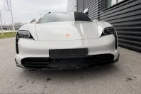 Porsche Taycan din 2021 cu 42.970 km - oferta POR204252 - foto 10