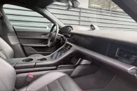 Porsche Taycan din 2021 cu 42.970 km - oferta POR204252 - foto 14