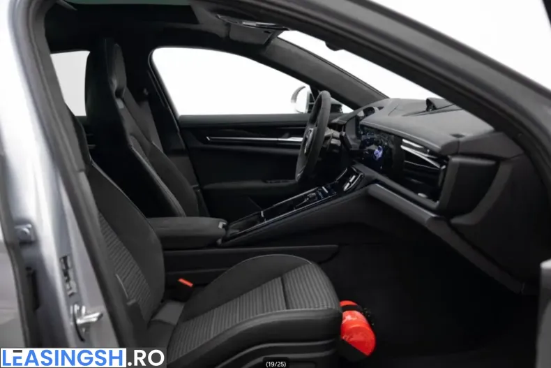 Porsche Panamera din 2025 cu 17.800 km - oferta POR204257 - foto 19