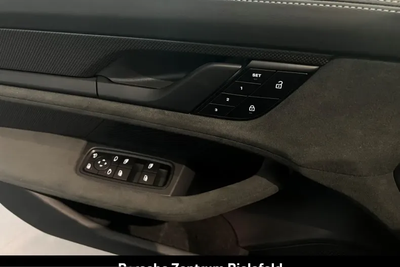 Porsche Taycan din 2025 cu 5.000 km - oferta POR204258 - foto 21