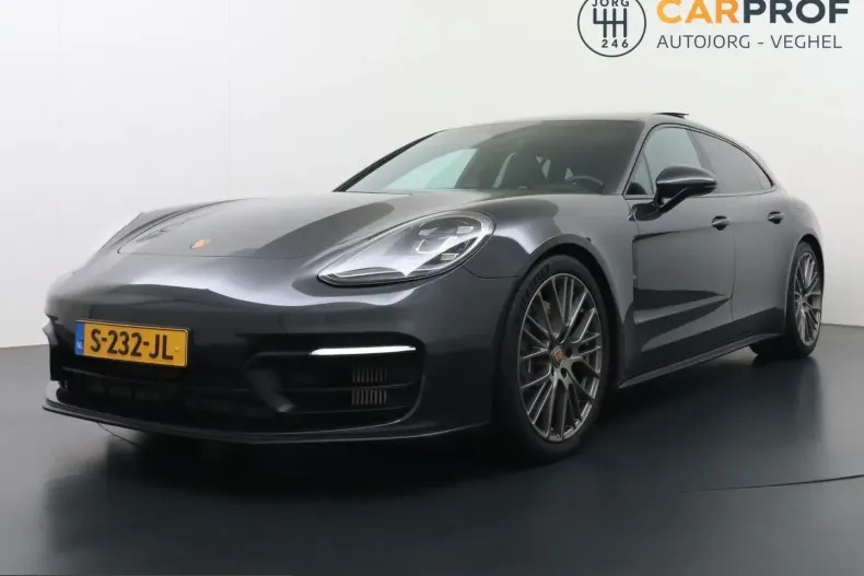 Porsche Panamera din 2023 cu 84.147 km - oferta POR204260 - foto 1