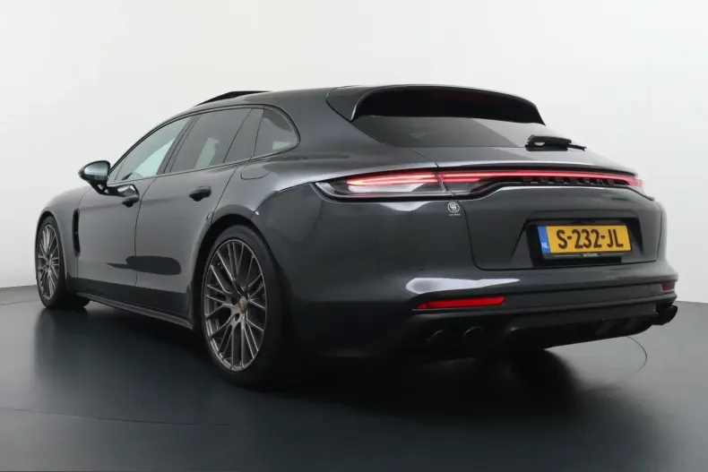Porsche Panamera din 2023 cu 84.147 km - oferta POR204260 - foto 2
