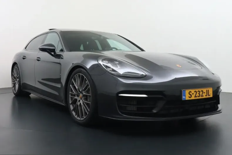 Porsche Panamera din 2023 cu 84.147 km - oferta POR204260 - foto 3