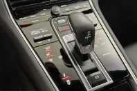 Porsche Panamera din 2023 cu 84.147 km - oferta POR204260 - foto 12