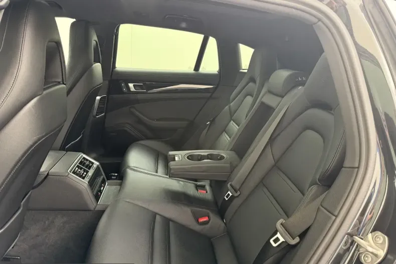 Porsche Panamera din 2023 cu 84.147 km - oferta POR204260 - foto 27