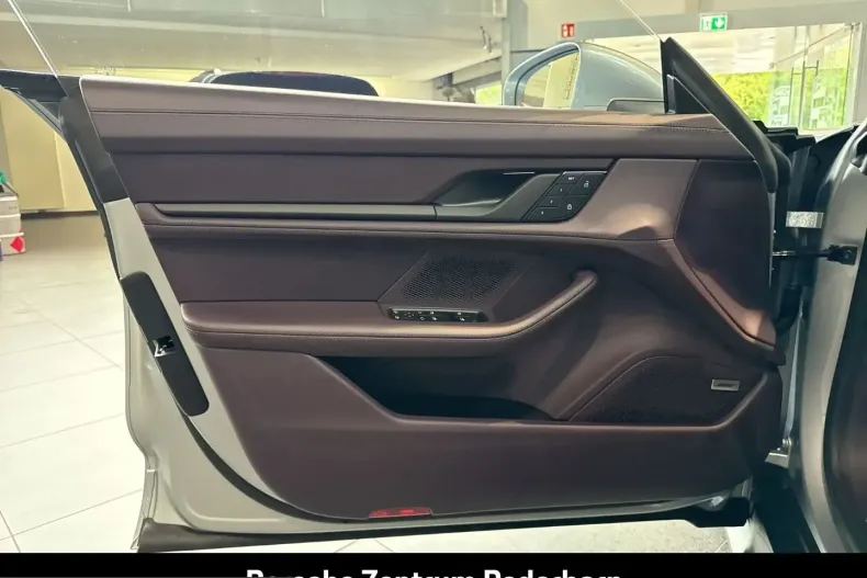 Porsche Taycan din 2023 cu 45.100 km - oferta POR204261 - foto 20