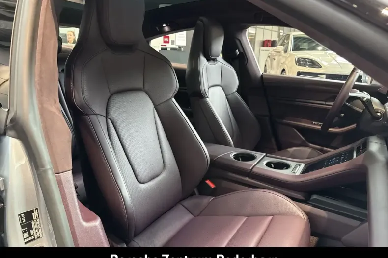 Porsche Taycan din 2023 cu 45.100 km - oferta POR204261 - foto 22