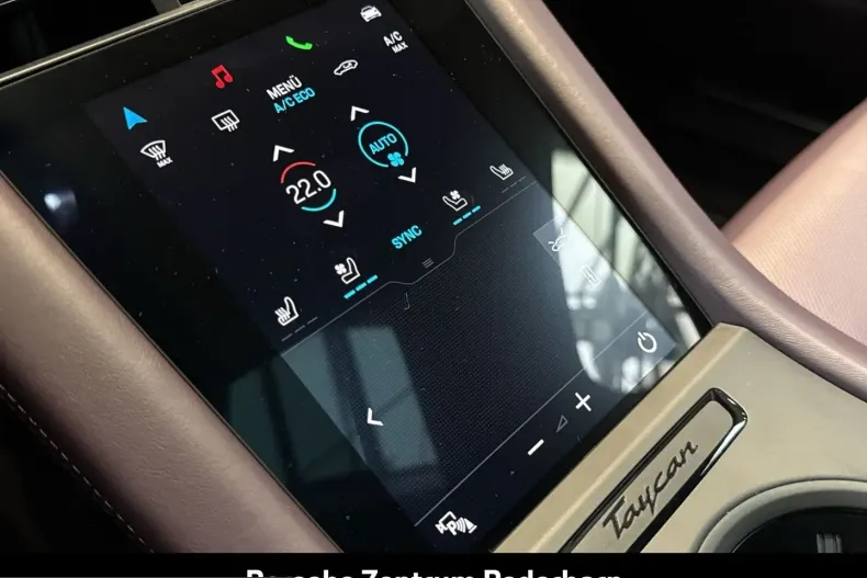 Porsche Taycan din 2023 cu 45.100 km - oferta POR204261 - foto 32