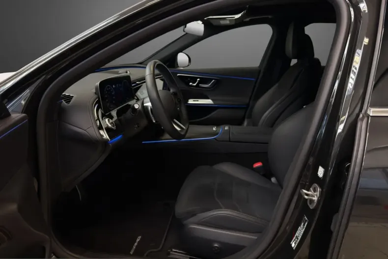 Mercedes-Benz E 300 (Clasa E) din 2025 cu 10.489 km - oferta MER204262 - foto 7