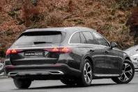 Mercedes-Benz E 220 (Clasa E) din 2024 cu 24.307 km - oferta MER204263 - foto 2