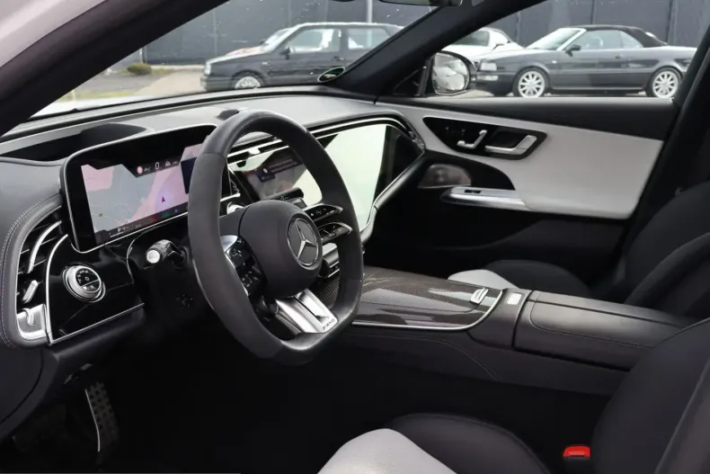 Mercedes-Benz E 53 AMG (Clasa E) din 2024 cu 9.800 km - oferta MER204264 - foto 13