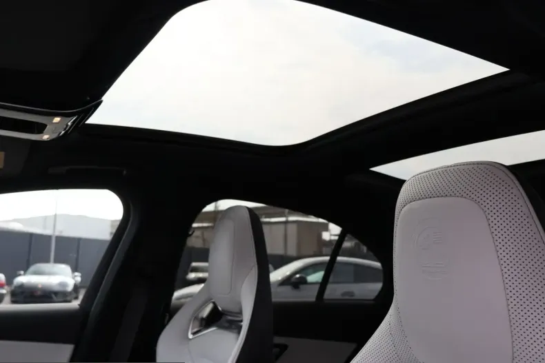 Mercedes-Benz E 53 AMG (Clasa E) din 2024 cu 9.800 km - oferta MER204264 - foto 19