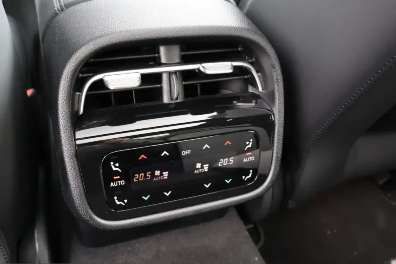 Mercedes-Benz E 53 AMG (Clasa E) din 2024 cu 9.800 km - oferta MER204264 - foto 23