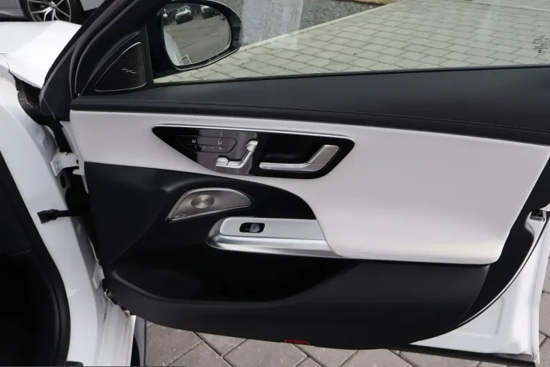 Mercedes-Benz E 53 AMG (Clasa E) din 2024 cu 9.800 km - oferta MER204264 - foto 30