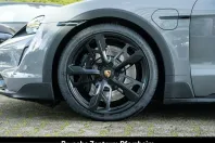 Porsche Taycan din 2022 cu 30.200 km - oferta POR204268 - foto 8