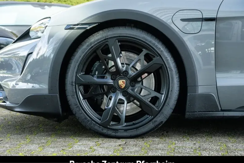 Porsche Taycan din 2022 cu 30.200 km - oferta POR204268 - foto 8