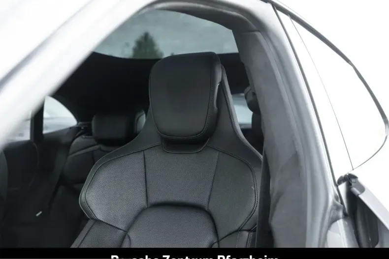 Porsche Taycan din 2022 cu 30.200 km - oferta POR204268 - foto 16