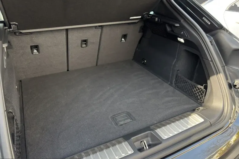 Porsche Macan din 2024 cu 23.900 km - oferta POR204273 - foto 12