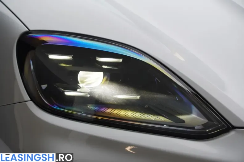 Porsche Cayenne din 2023 cu 26.800 km - oferta POR204274 - foto 11