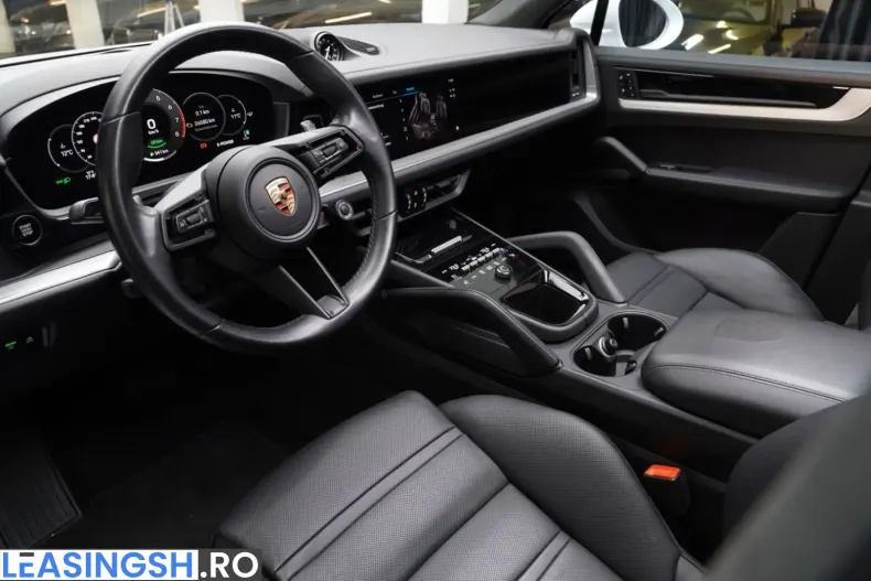 Porsche Cayenne din 2023 cu 26.800 km - oferta POR204274 - foto 12