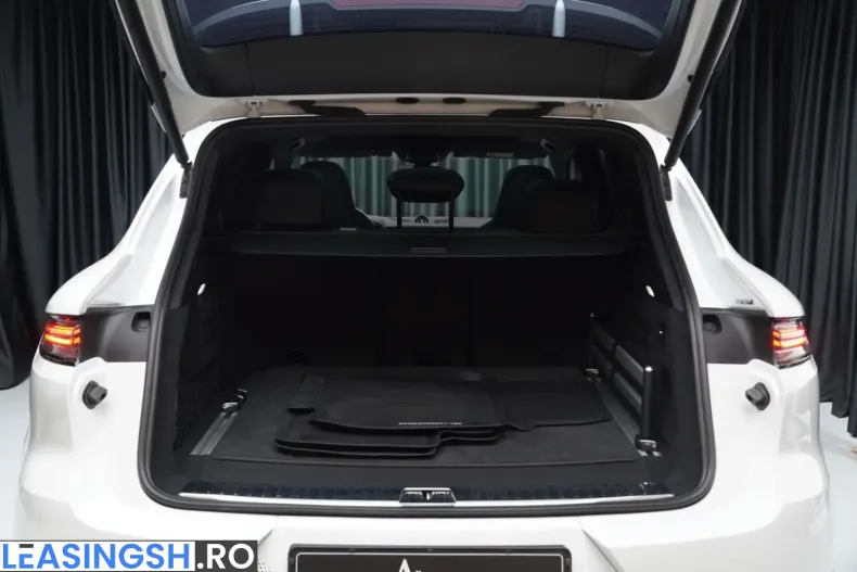 Porsche Cayenne din 2023 cu 26.800 km - oferta POR204274 - foto 37