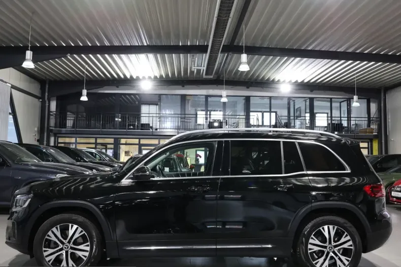 Mercedes-Benz GLB 200 (Clasa GLB) din 2024 cu 40.000 km - oferta MER204280 - foto 4