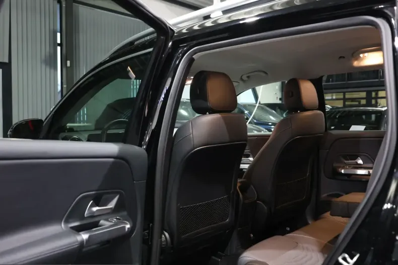 Mercedes-Benz GLB 200 (Clasa GLB) din 2024 cu 40.000 km - oferta MER204280 - foto 12